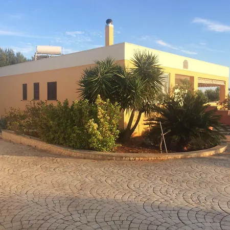 Trilocale Clio In Con Giardino Apartmán